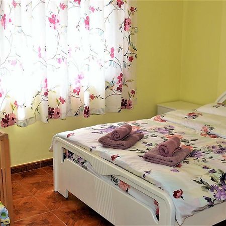 Apartmán Lira Larnaca Exteriér fotografie